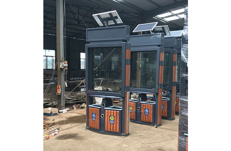 昆明型材太阳能+路牌广告垃圾箱！