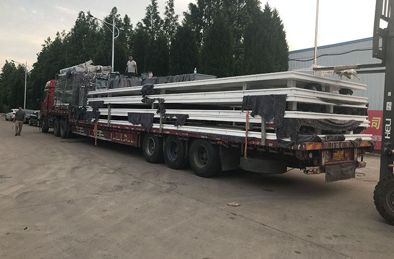 广东大型公交候车亭发货！