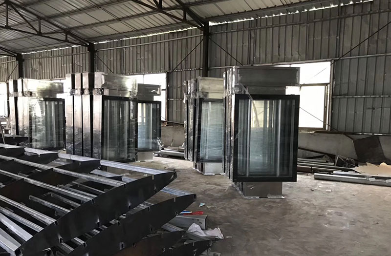 温州不锈钢指路牌灯箱发货！(图1)